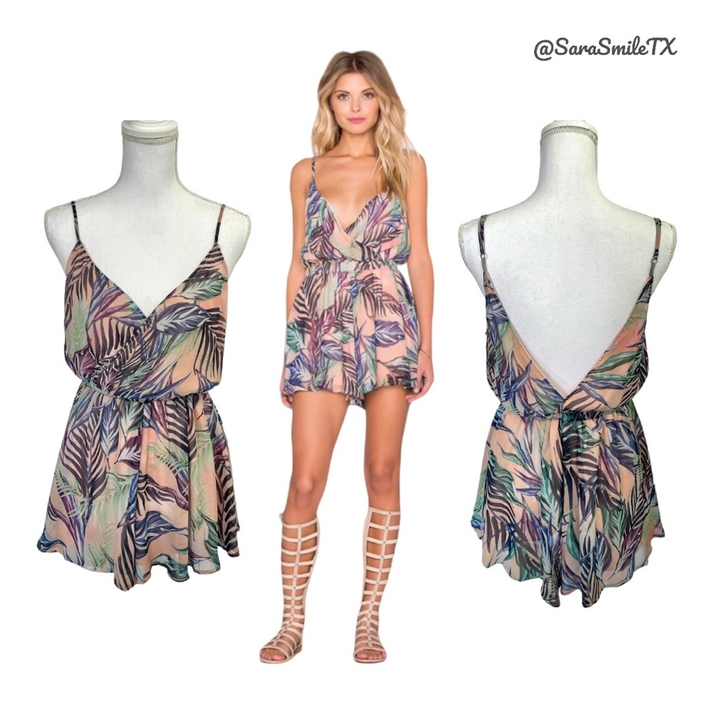 SHOW ME YOUR MUMU - Olympia - Pastel Palm Print Low V-Back Shorts Romper -NWOT